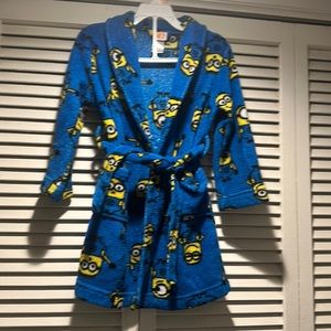 2 boys robs size 3 and S